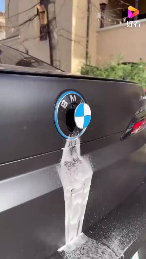 网友：据说这是全新宝马7系的高级配置