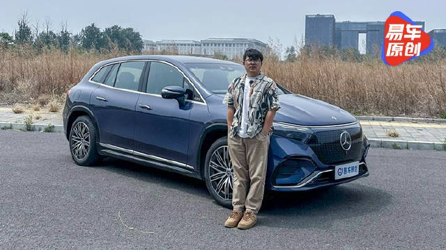 电动车的豪华标准是什么？百万级别的纯电SUV还得看奔驰EQS SUV