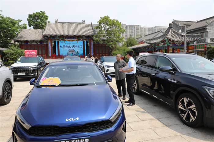 青岛即墨：潮海街道开展第二场“黄河大集”汽车团购活动