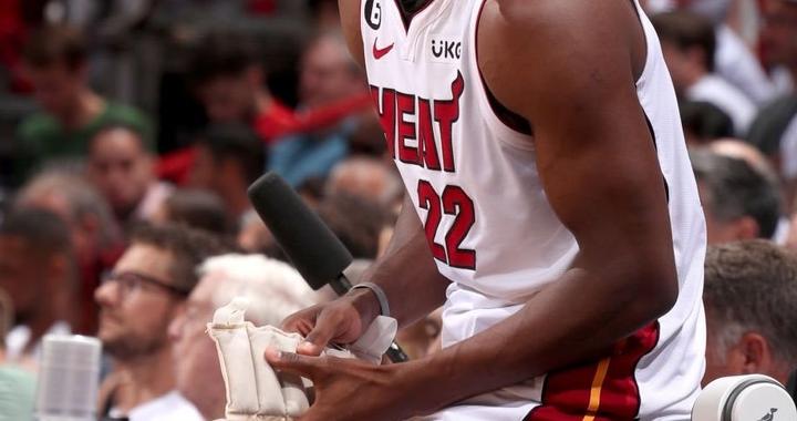 解析其高效得分背后的训练秘密