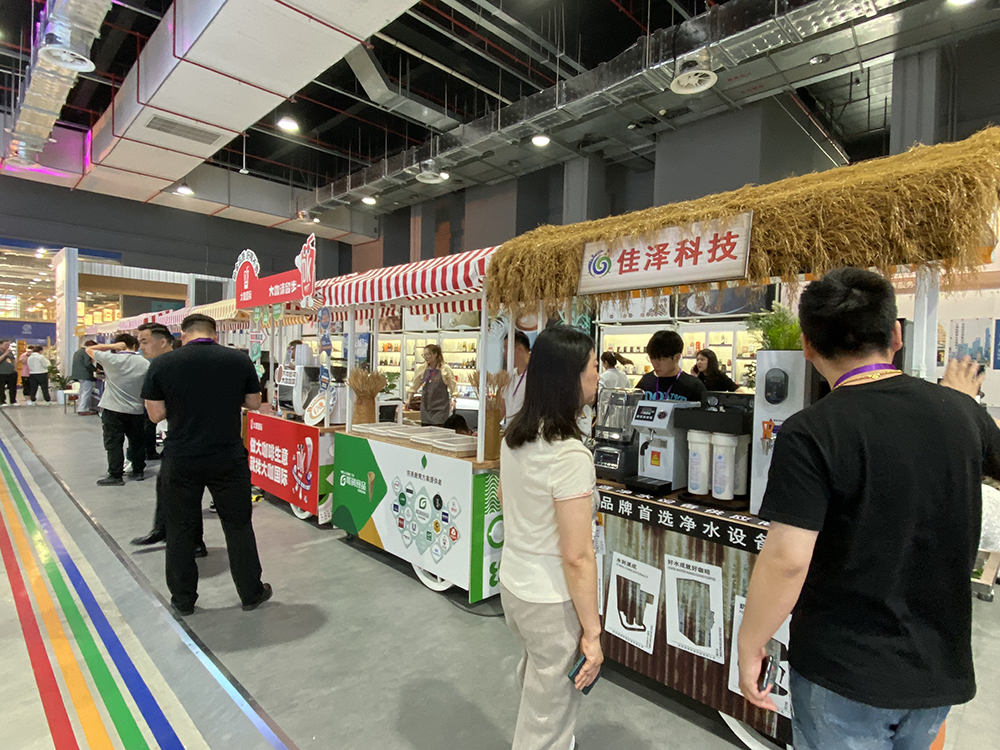 数十家精品展位齐聚大虹桥。