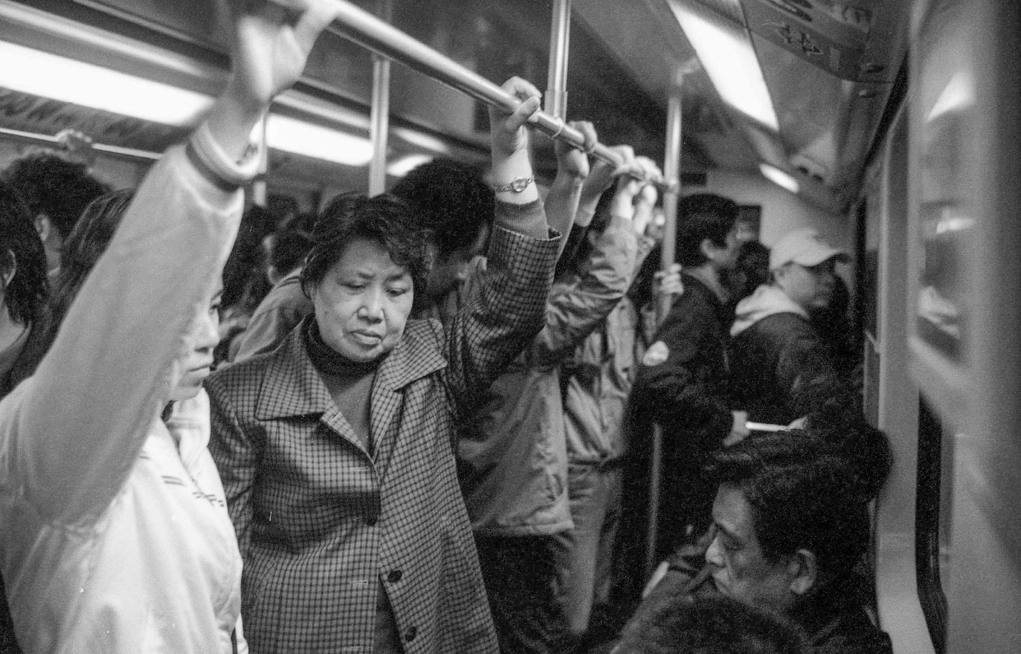 2005年，乘客在車廂里。澎湃新聞記者 許海峰 攝影