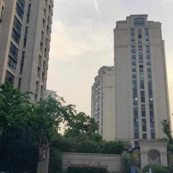 买到躺赚2000万？上海网红热盘公告：暂停摇号、退款|认购|云锦东方云筑|东方市_新浪新闻