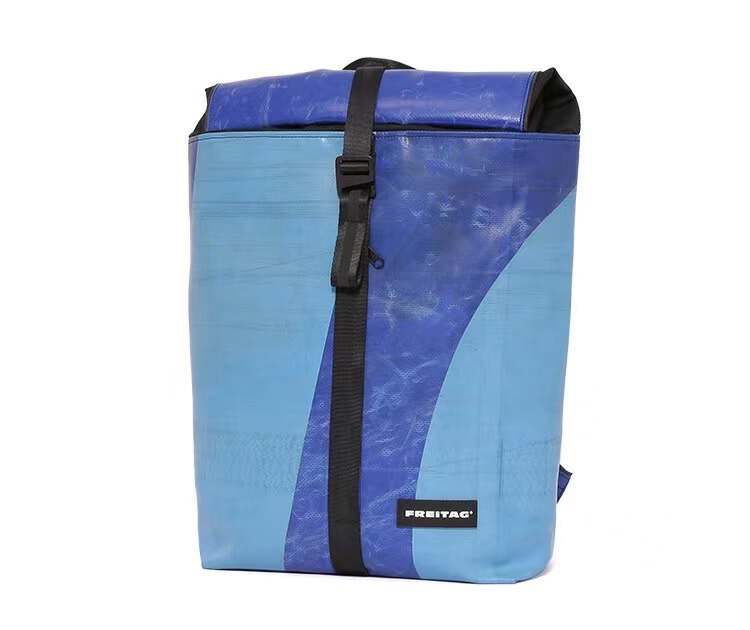 专业收割中产30年，这家「又旧又丑」的包袋品牌凭啥？｜营销观察