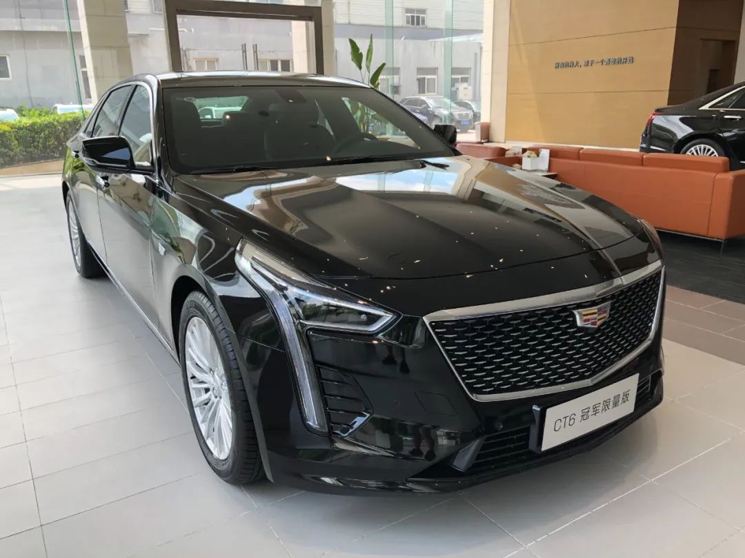 2023 ct6 68ec-88ed63c1e2889d2b4452b0fd20c7f7fa.jpg