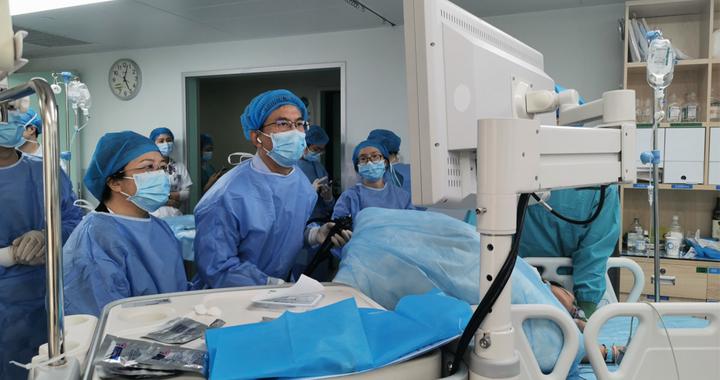 阑尾炎的常见表现是什么?