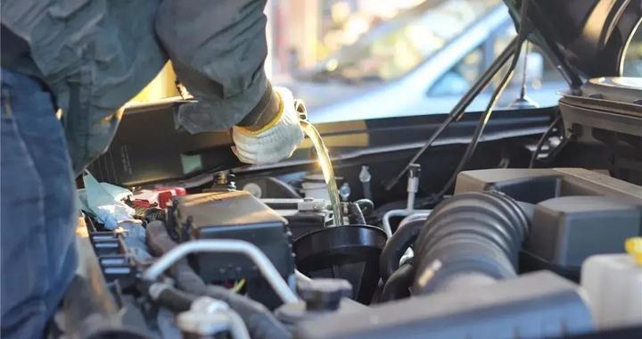 新能源车和燃油车到底谁成本低 10万同级别算笔账