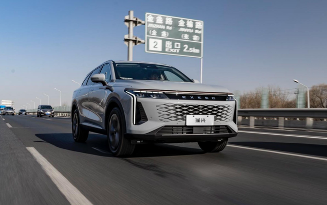 价格接近 星途瑶光和瑞虎9怎么选?