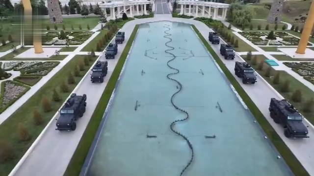 卡德罗夫接收了一批新车，大家熟悉不？