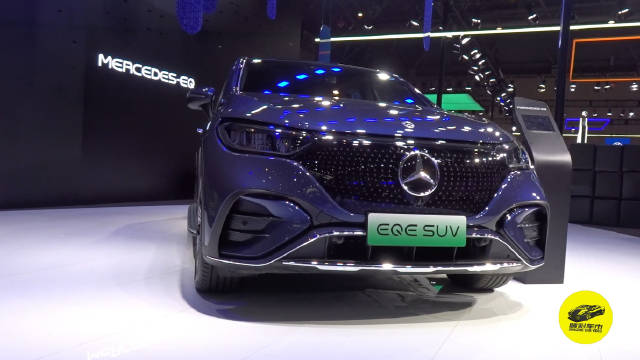 在２０２３重庆国际车展上……