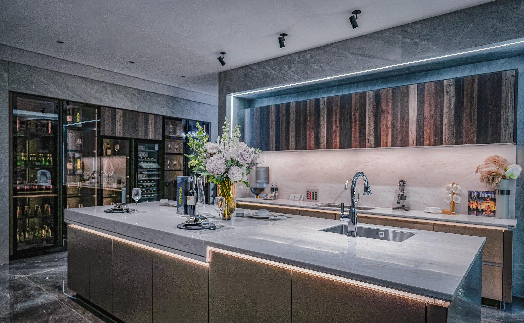 智能卫浴竞争加剧，场景联动成趋势，科勒、九牧纷纷开出新店