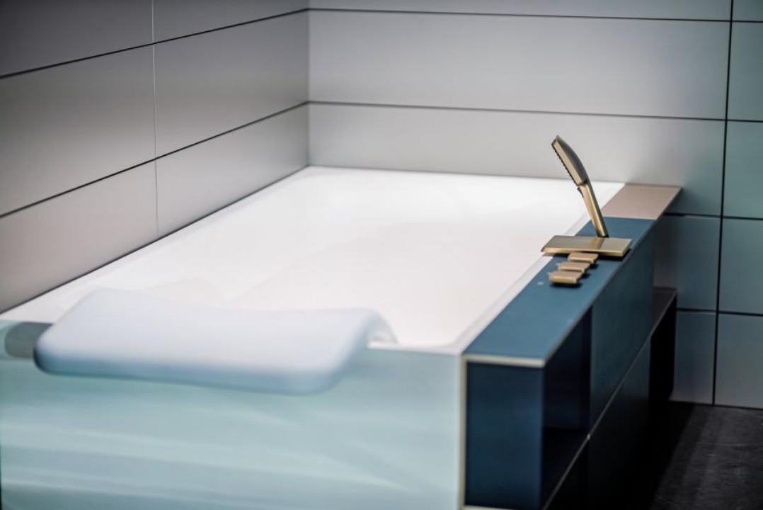 智能卫浴竞争加剧，场景联动成趋势，科勒、九牧纷纷开出新店