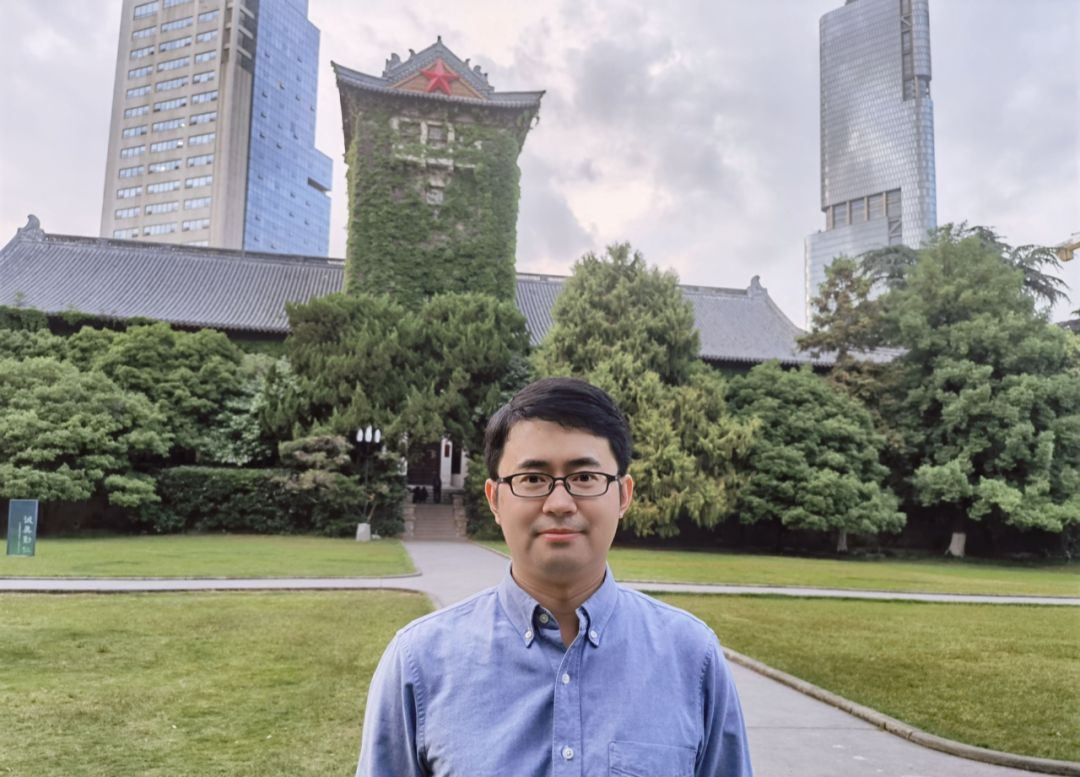 非易失信息存储迎来新手段:南大团队实现铁转序的电控翻转,研发基于圆偏振拉曼散射的实验方法