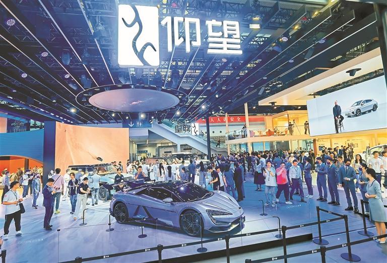 新能源车上新 购车补贴抢眼