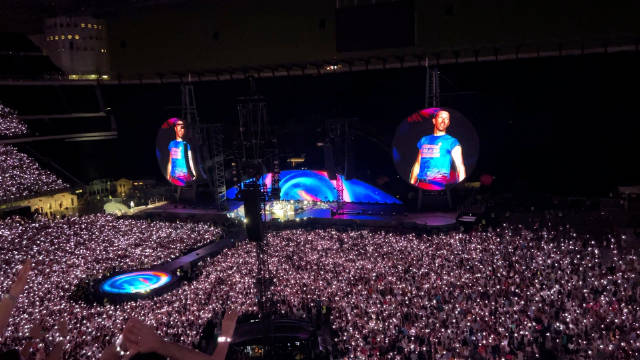 Coldplay米兰演唱会，大型蹦迪现场不要太嗨了