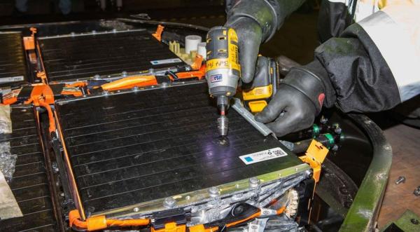 宁德时代将在欧洲、北美布局动力电池回收站，谋求更大产业链主导权