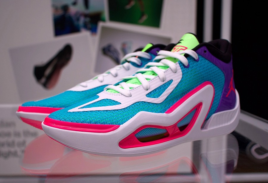 塔图姆加盟湖人引发联盟震动球迷热议新篇章开启