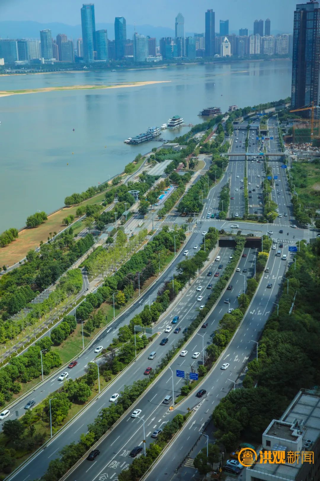 沿江大道快速路
