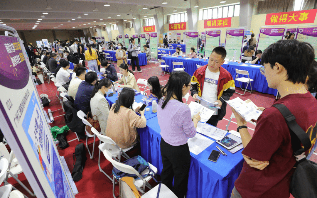 “山寨”就业协议,给大学毕业生上了糟糕一课