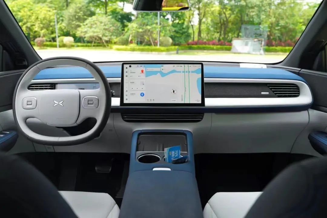 20万左右,颜值高、性能强、不费油