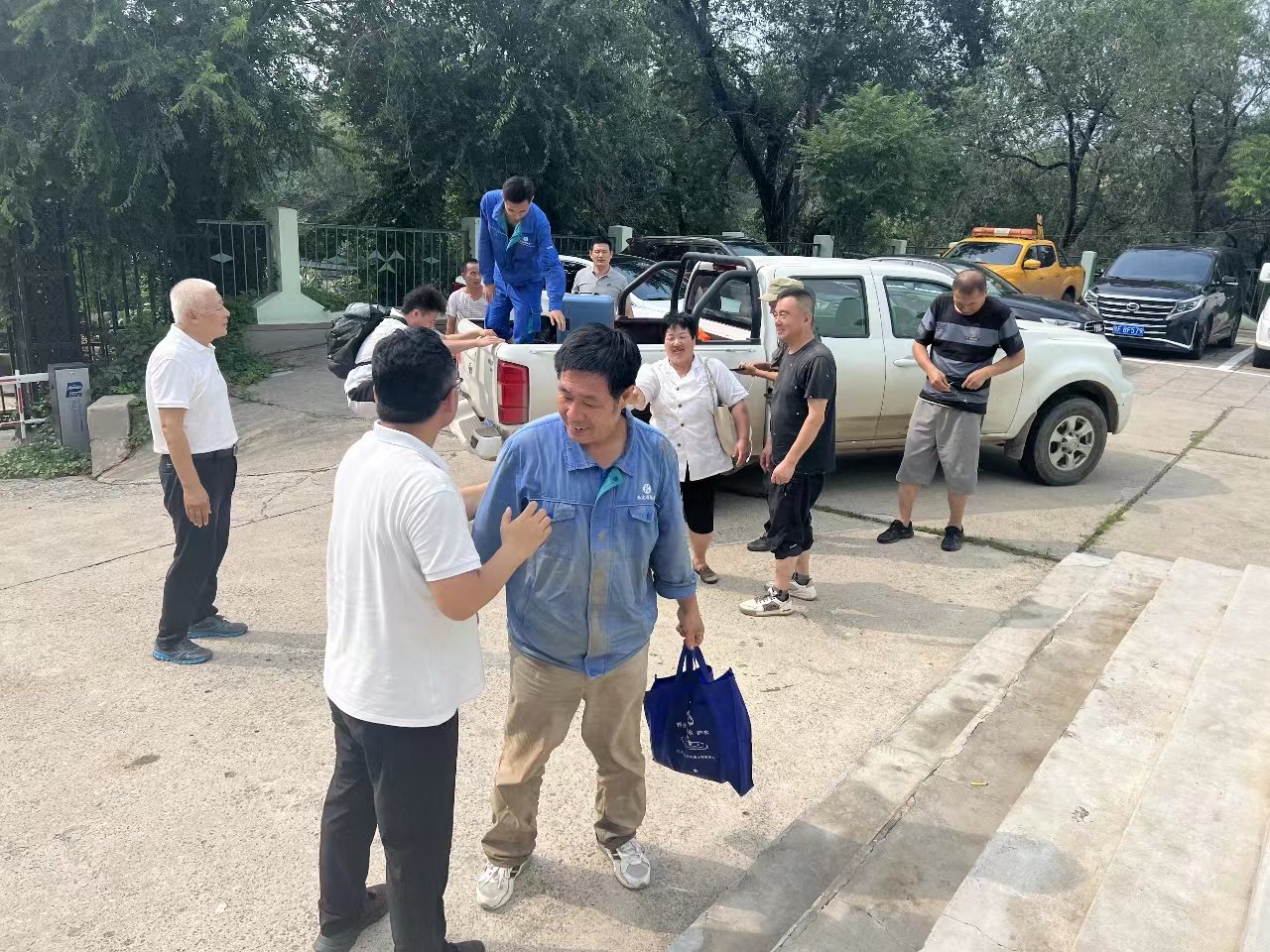 8月2日16點左右，下葦甸電站、落坡嶺大壩值守人員被接回北京運營公司。 