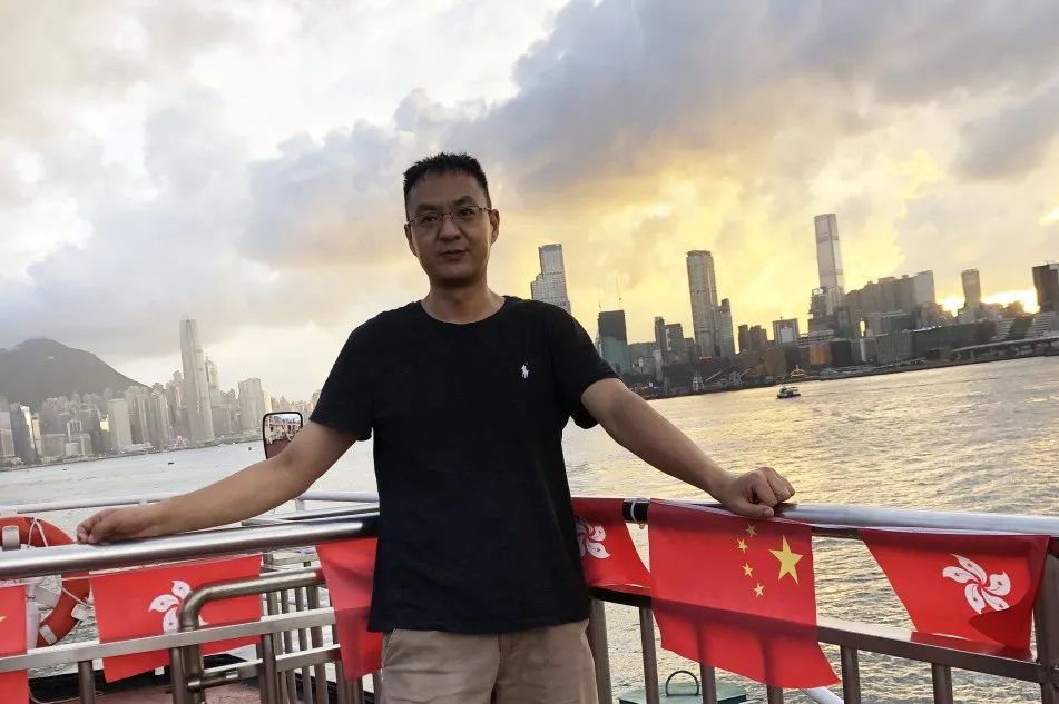 打破催化剂设计“天花板”，科学家提出图神经网络模型，助力实现材料性能的跨尺度模拟