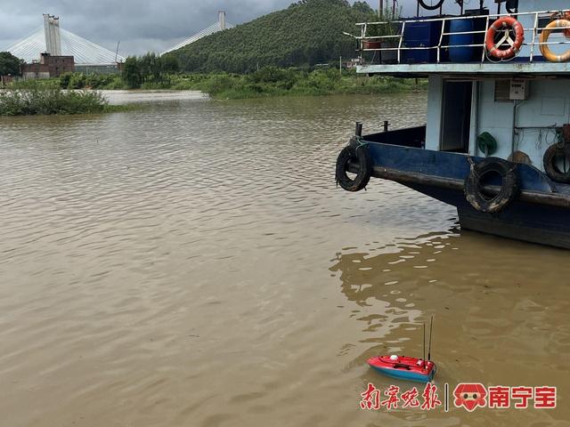 无人测量船可轻松完成浅滩、浅水区域的测量任务