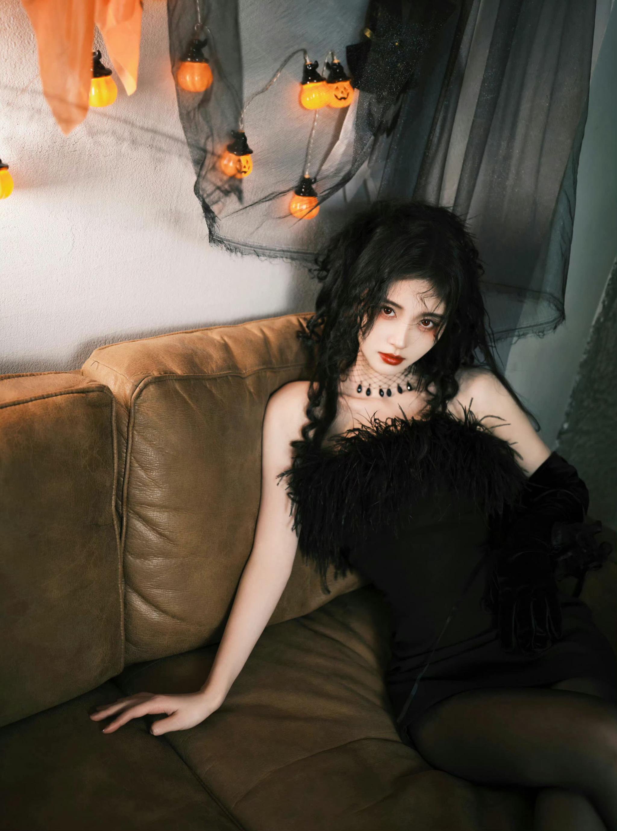 鞠婧祎性感黑丝大片|鞠婧祎|黑丝|大片_新浪新闻