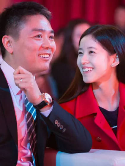 刘强东夫妇“移民美国”？京东：已报案|刘强东|京东|美国_新浪新闻