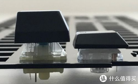 Lofree洛斐小顺测评:手感声音俱佳,新矮轴键盘天花板|设计|洛斐|Lofree_新浪新闻