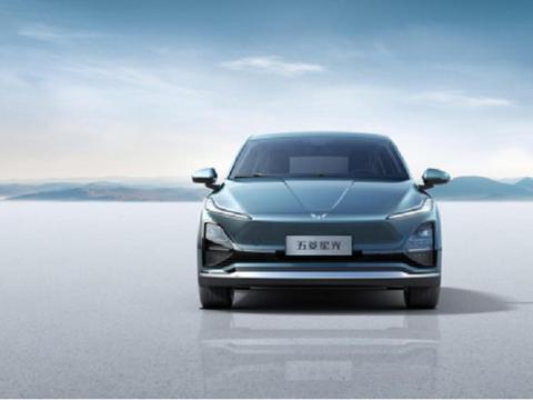 提供纯电和插混，五菱星光官图正式发布