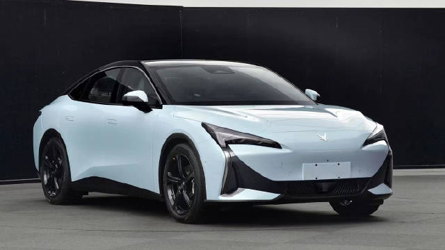 极狐终于睡醒！新款阿尔法S5已就位，轴距2米9，185KW或20万