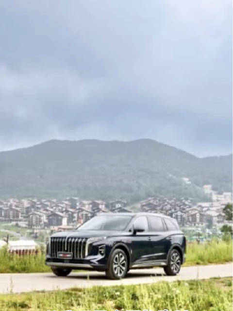 凉爽的金秋，快带上家人，开上这台全新的来一场说走就走的露营吧