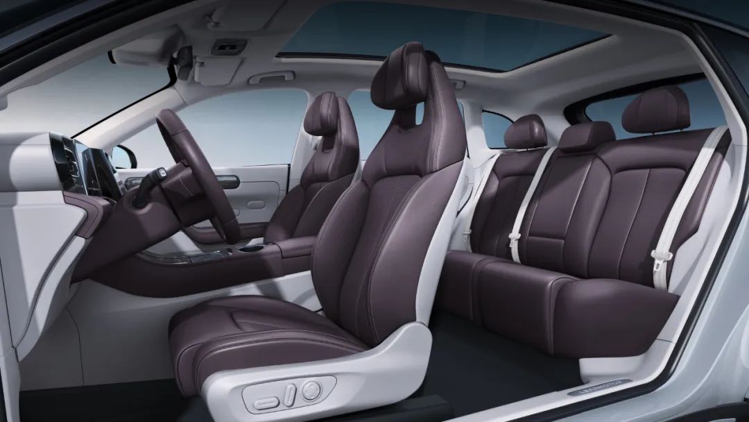 15万起买增程大5座、纯电中大型SUV,宋PLUS冠军版不香了!