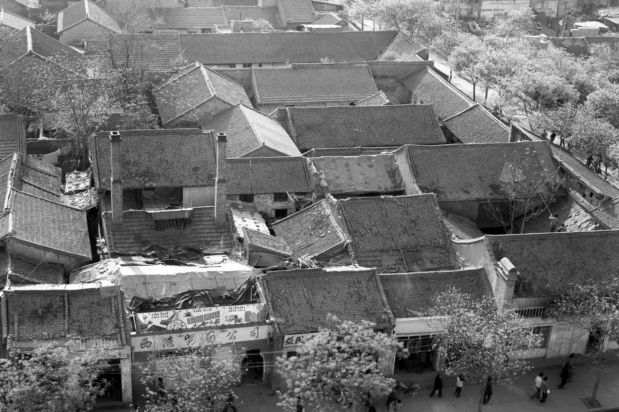 青年路口的老房子俯瞰,1984年5月