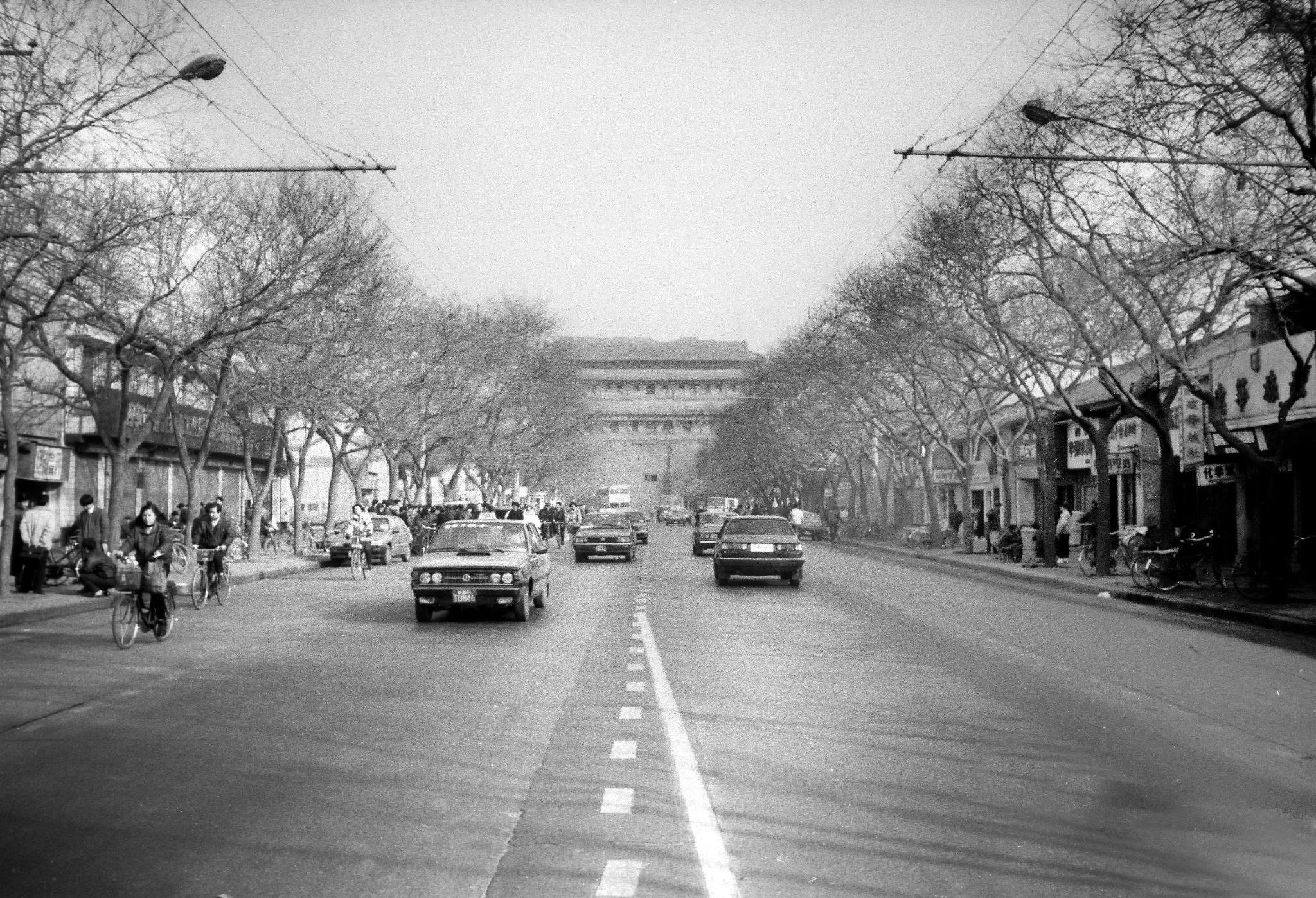东大街东段街景,1990年