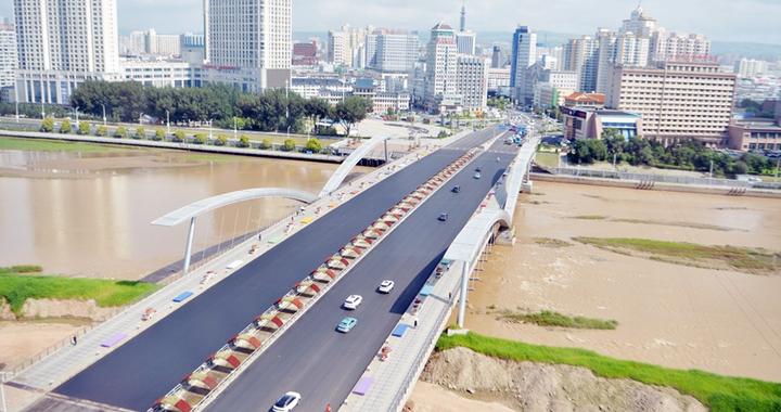 延吉大桥路面修葺一新 提前5天恢复正常通车