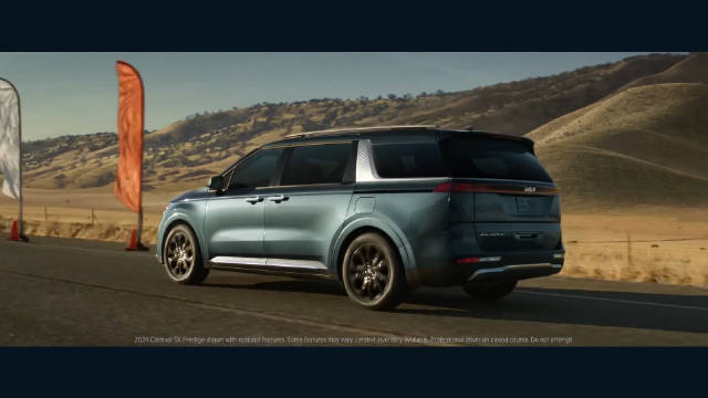 不久前起亚美国公司发布的2024款嘉华宣传片……