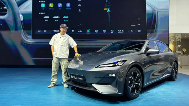 深蓝SL03新款车展亮相，是不是你的菜？