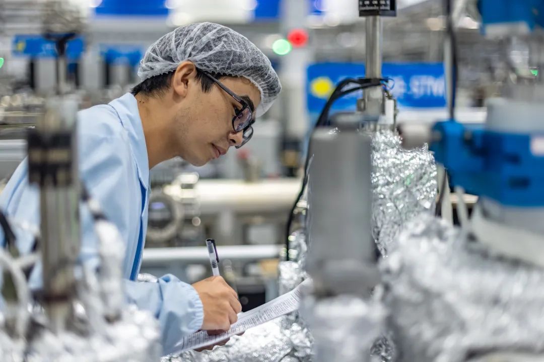 找到全世界,找遍全球只有这个实验室的人