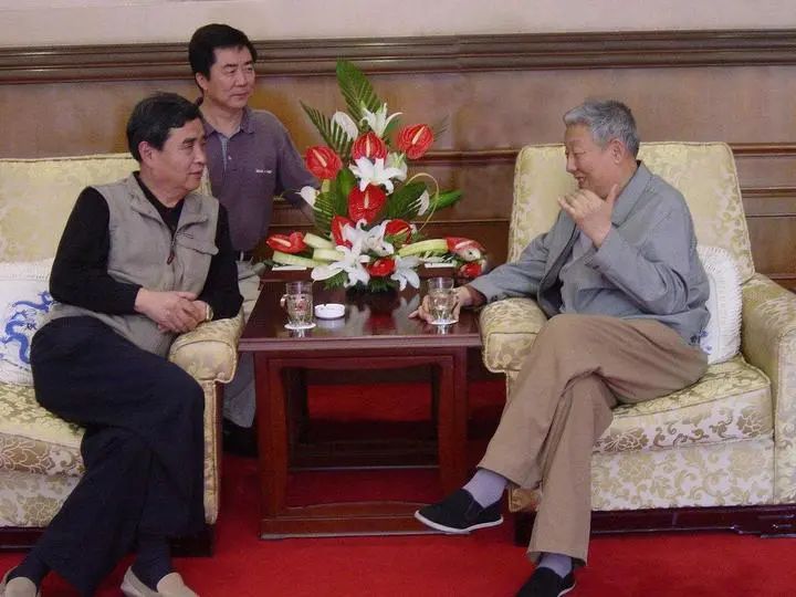 华为新款手机支持卫星通话，接打卫星电话靠什么？天通一号卫星来帮忙