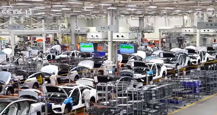 七部门联合印发工作方案 推动汽车行业稳定增长 促进汽车消费