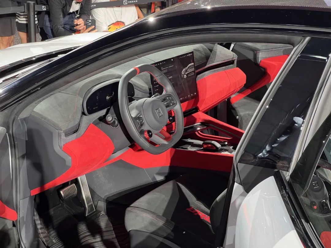 极氪001fr是哪家车企生产的 2ea6-3fbe45c91ec6fa9246d78c9f5fa58816.jpg