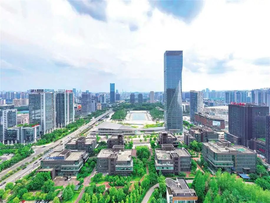 俯瞰两江新区。王加喜 摄