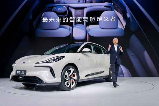     在智己汽車聯席CEO劉濤看來，深度智能化是決戰電動賽道下半場的制勝要素。