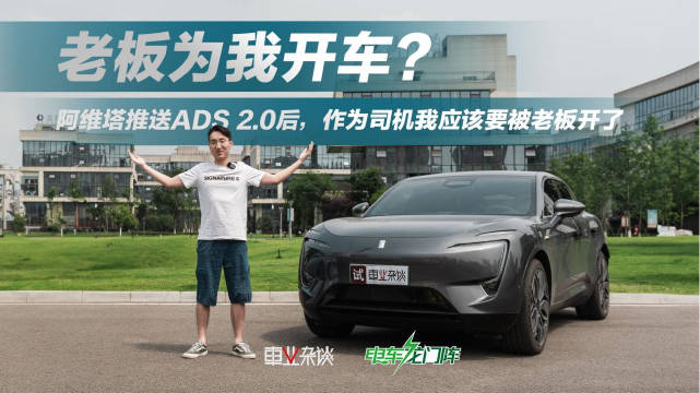 成都车展一年一次，作为身在重庆的汽车人当然得去捧场……