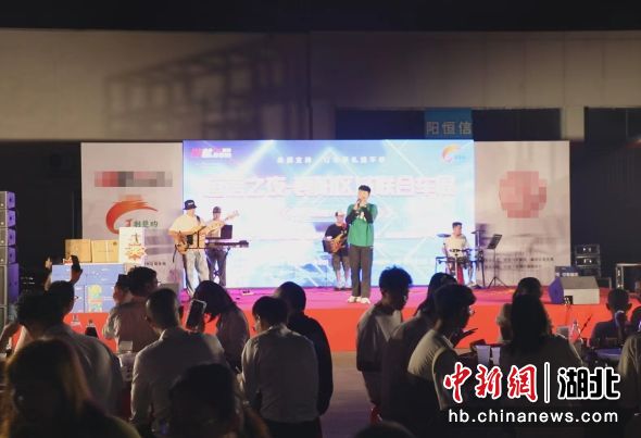 襄阳市襄州区创新消费场景 促进汽车消费新“夜”态