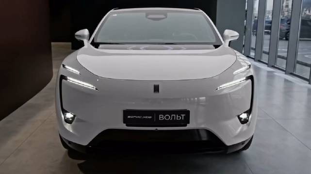 新款阿维塔11实拍：来自未来的华为系SUV｜纯享欣赏版