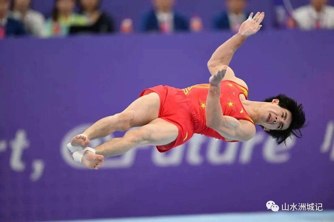张博恒杭州亚运会比赛现场。黄启晴 摄