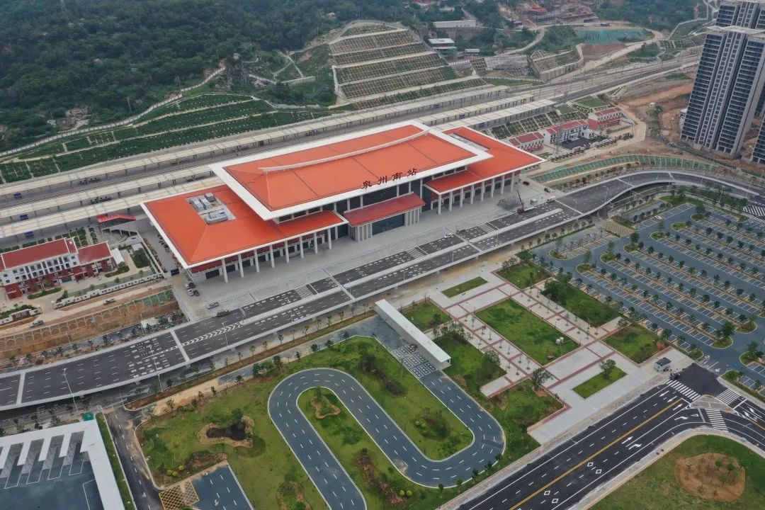 李金明 摄